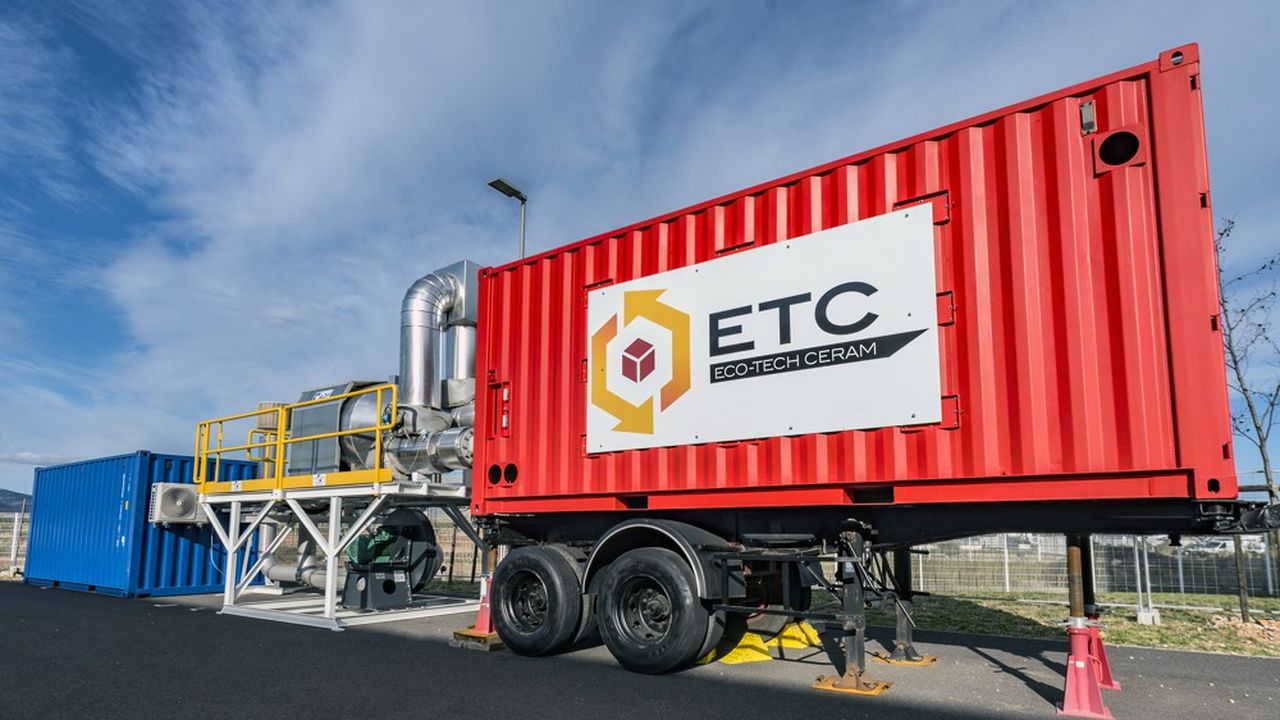 Mobile Eco-Stock unit by Eco-Tech Ceram at an industrial site